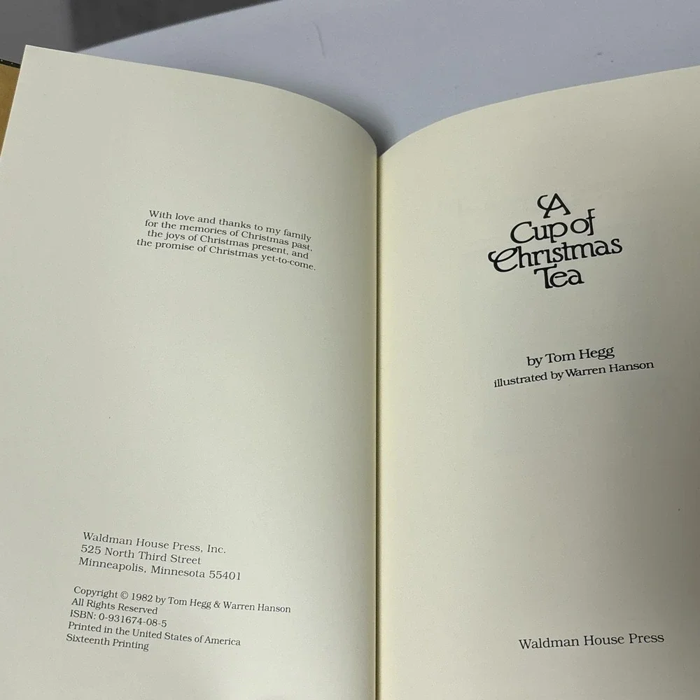 Vintage A Cup of Christmas Tea Book Poem Hegg Christmas Holiday Hardcover‎ 1982